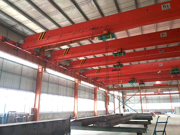 QD雙梁起重機運行原理大揭秘！